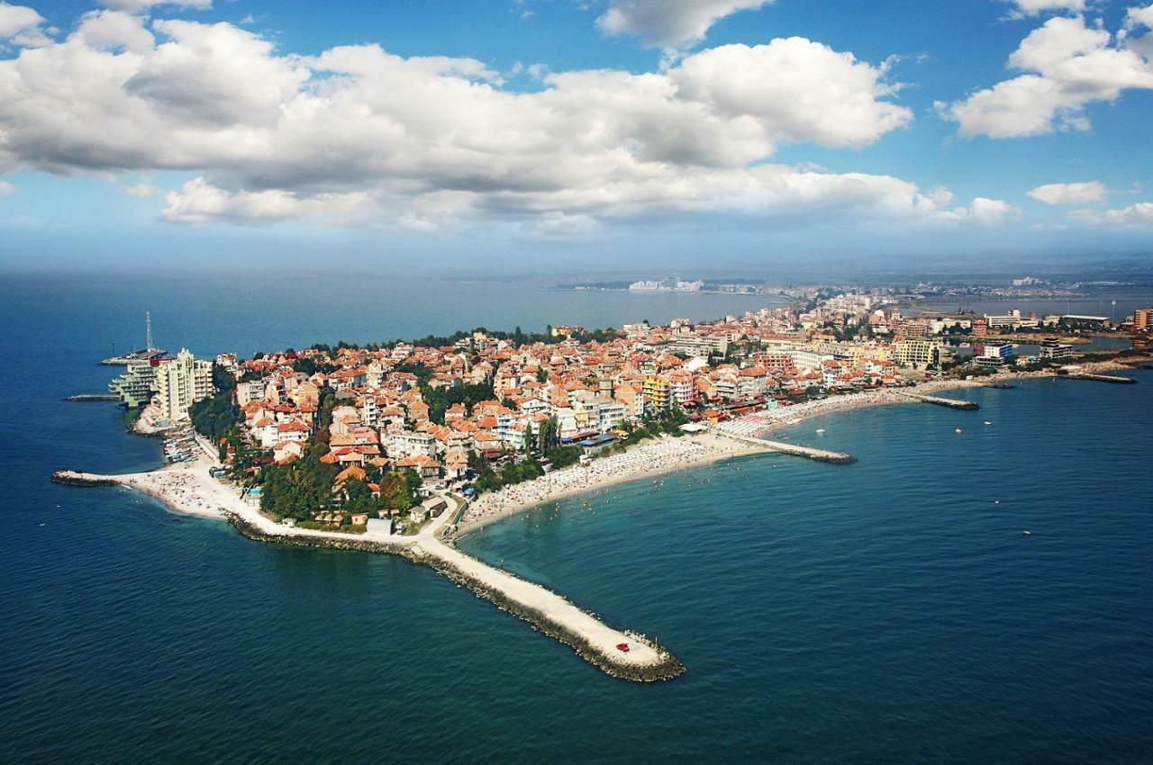 Marina Beach Apartments Pomorie Eksteriør billede